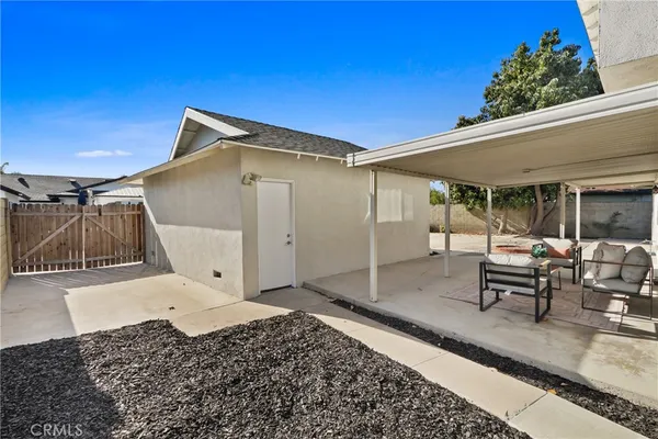 $1,299,000 | 340 East Riverdale Avenue, Orange, CA 92865