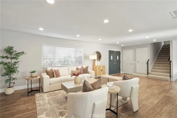 $1,299,000 | 340 East Riverdale Avenue, Orange, CA 92865