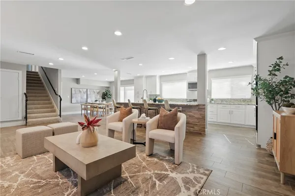 $1,299,000 | 340 East Riverdale Avenue, Orange, CA 92865