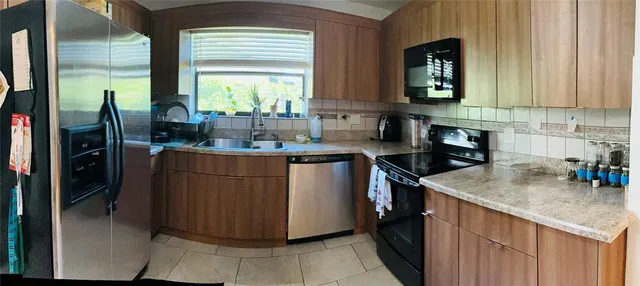 $1,000 | 12900 Southwest 13th Manor, Davie, FL 33325