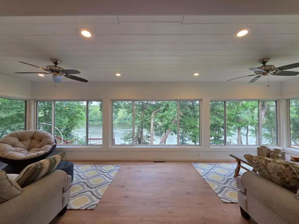 $599,000 | 12868 622nd Street, Kellogg, MN 55945