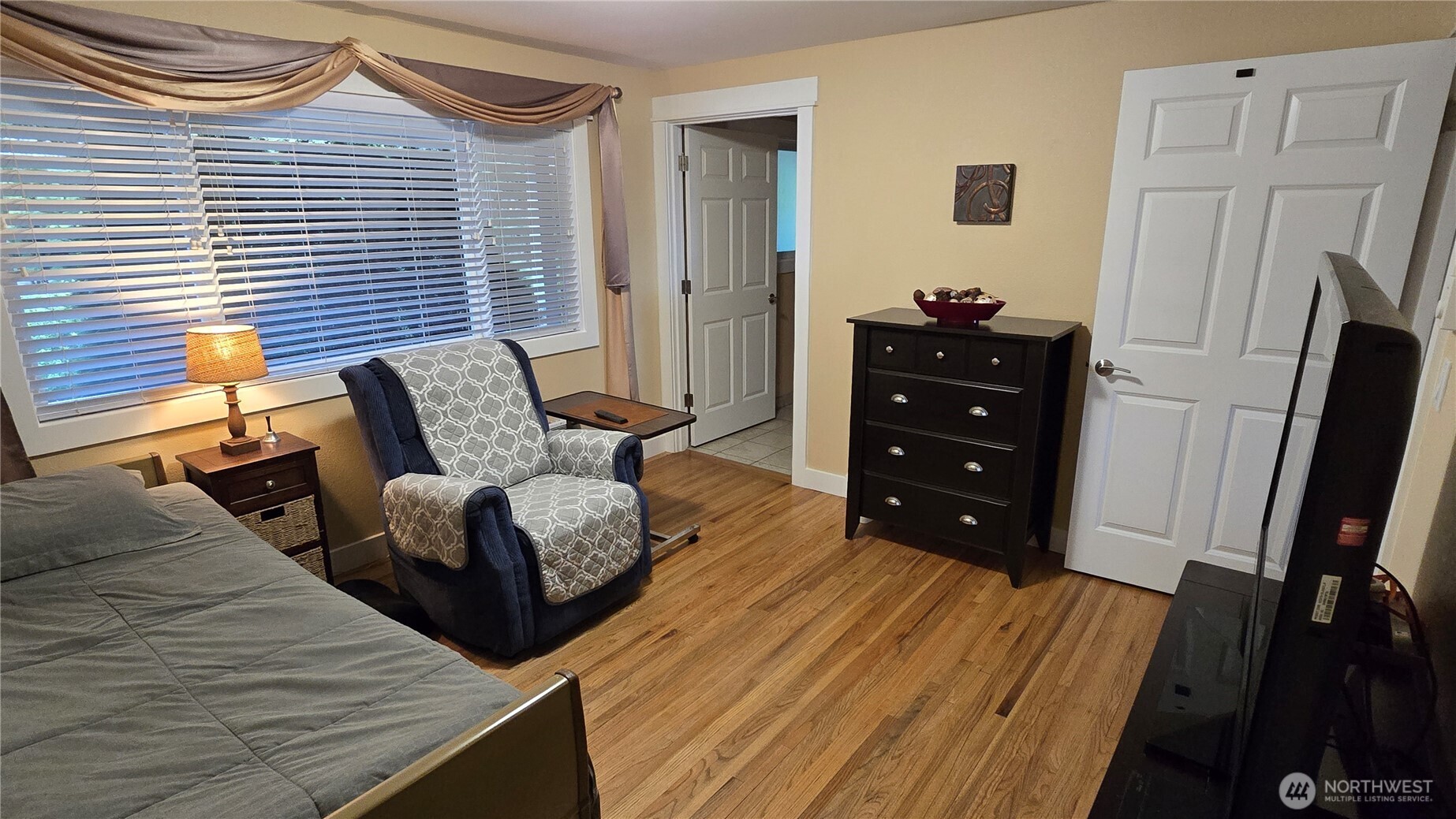 16342 72nd Avenue West Edmonds, WA 98026 - Photo 17 of 40