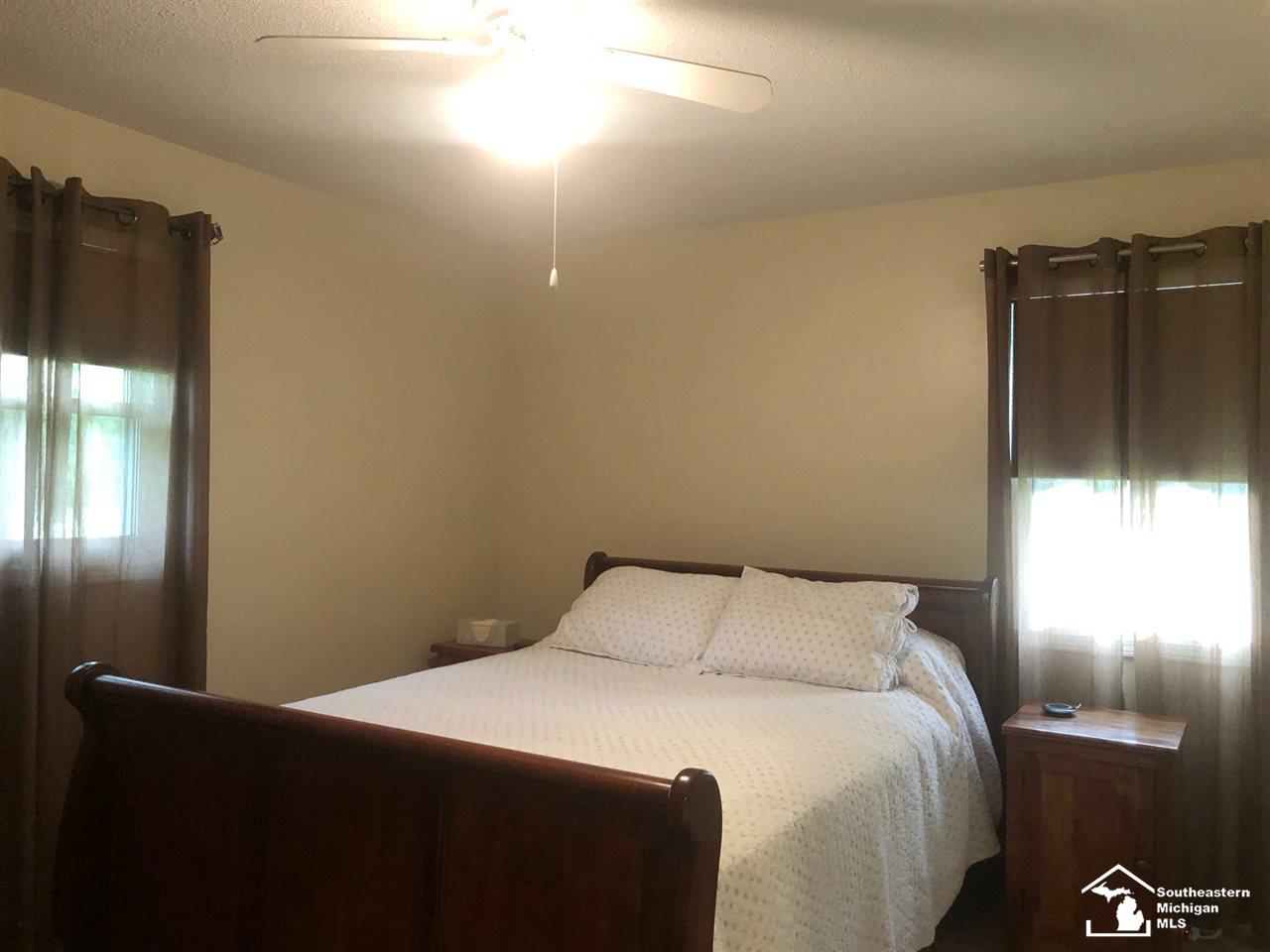 3660 Knepper Road Lambertville, MI 48144 - Photo 12 of 14 50022552-11.JPG