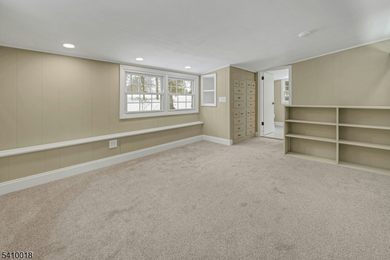 583 West Shore Trail Sparta, NJ 07871 - Photo 22 of 42