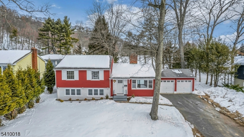 583 West Shore Trail Sparta, NJ 07871 - Photo 3 of 42