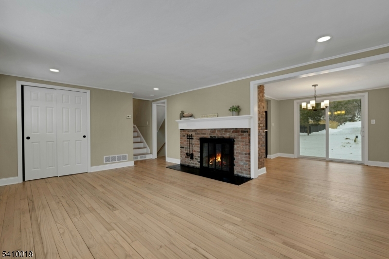 583 West Shore Trail Sparta, NJ 07871 - Photo 9 of 42