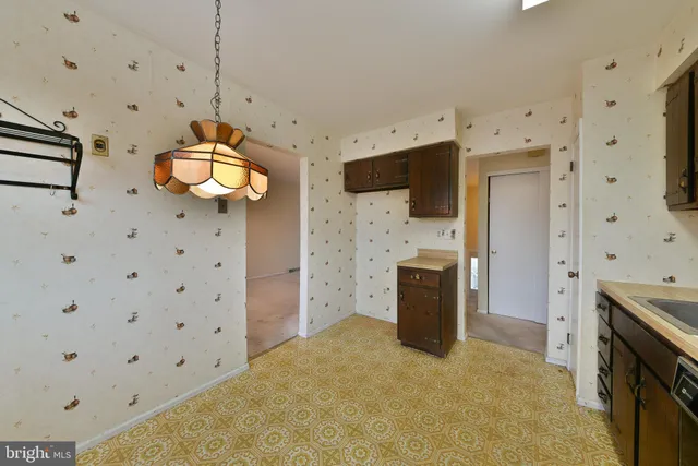 $399,999 | 13 Glen Road, Lansdale, PA 19446