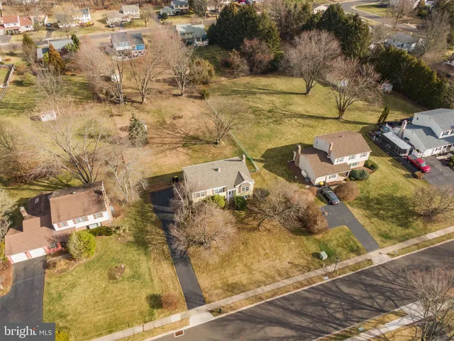 $399,999 | 13 Glen Road, Lansdale, PA 19446