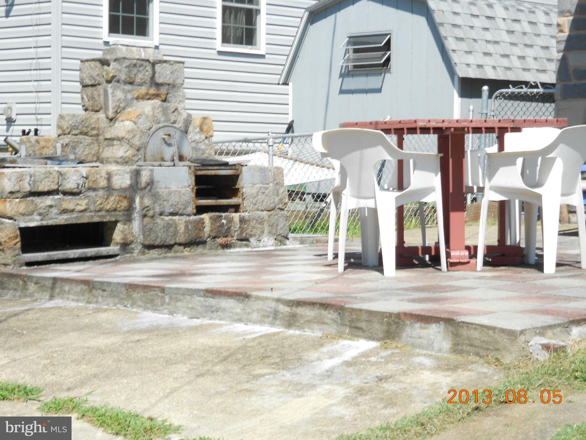8 Riverside Road Baltimore, MD 21221 - Photo 22 of 24 Exterior (Rear)