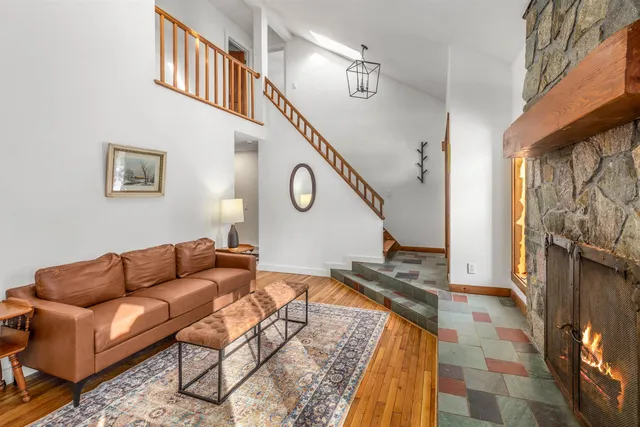 $815,000 | 595 Worcester Loop, Stowe, VT 05672