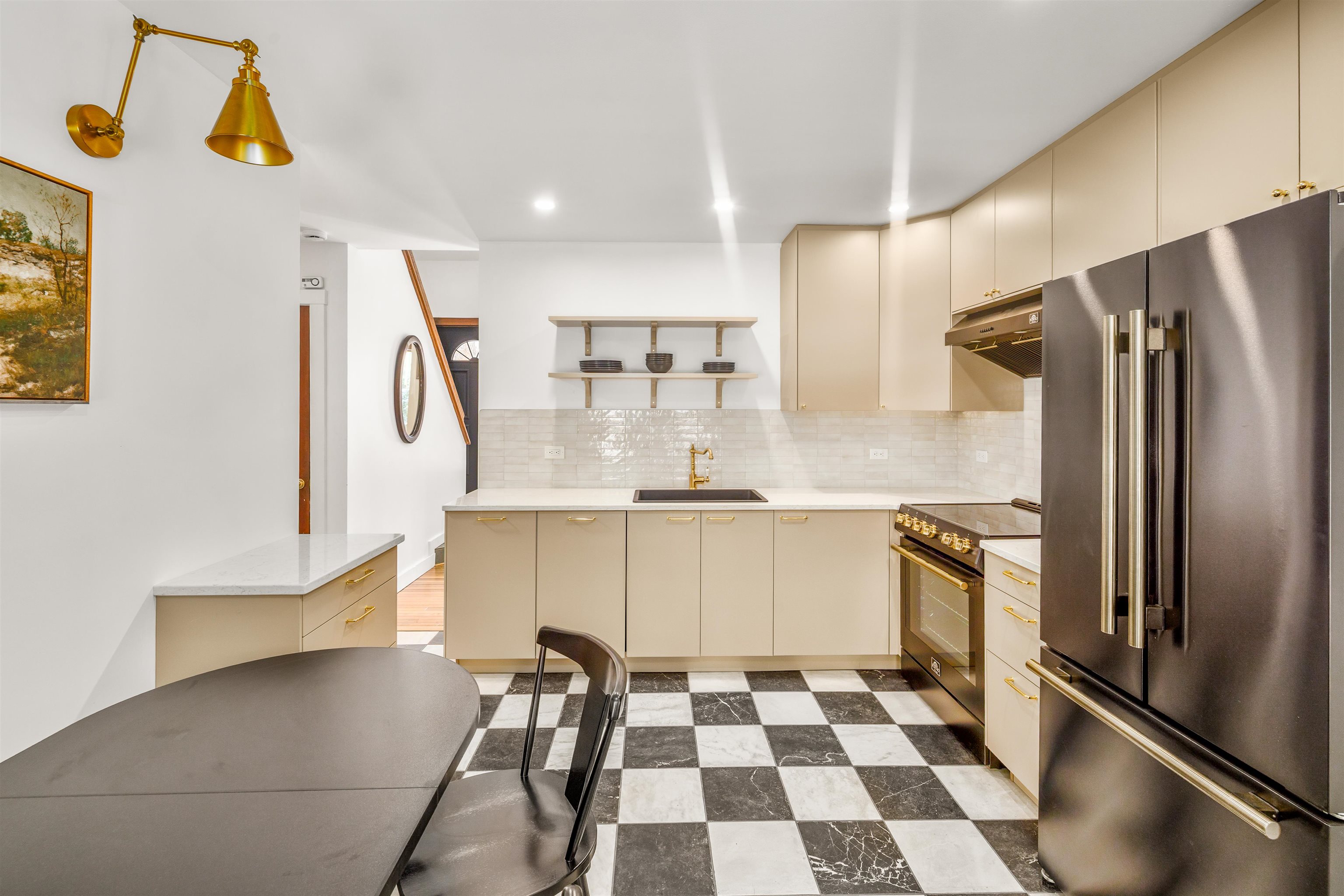 595 Worcester Loop Stowe, VT 05672 - Photo 4 of 42