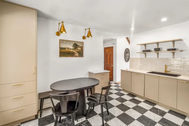 $815,000 | 595 Worcester Loop, Stowe, VT 05672