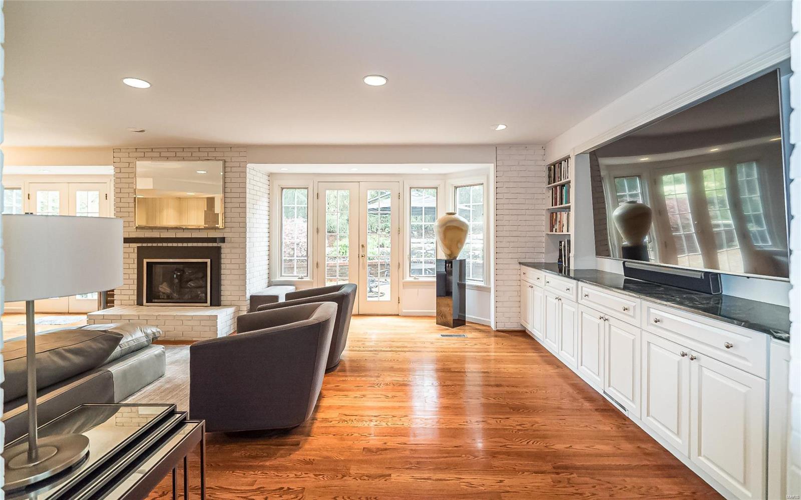 34 Willow Hill Road Ladue, MO 63124 - Photo 13 of 62 Gallery Image 13