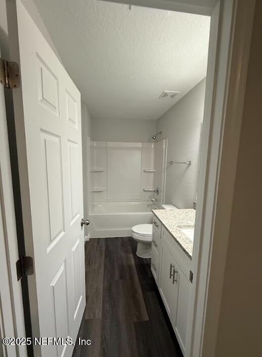 652 Cahoon Road North Jacksonville, FL 32220 - Photo 17 of 20 hall bath