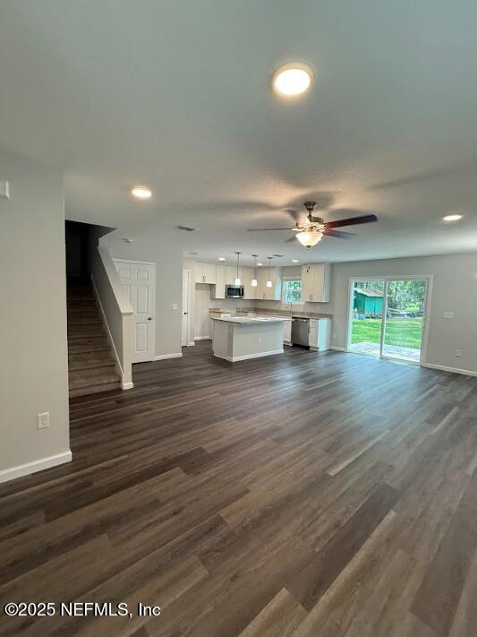 652 Cahoon Road North Jacksonville, FL 32220 - Photo 19 of 20 open floorplan