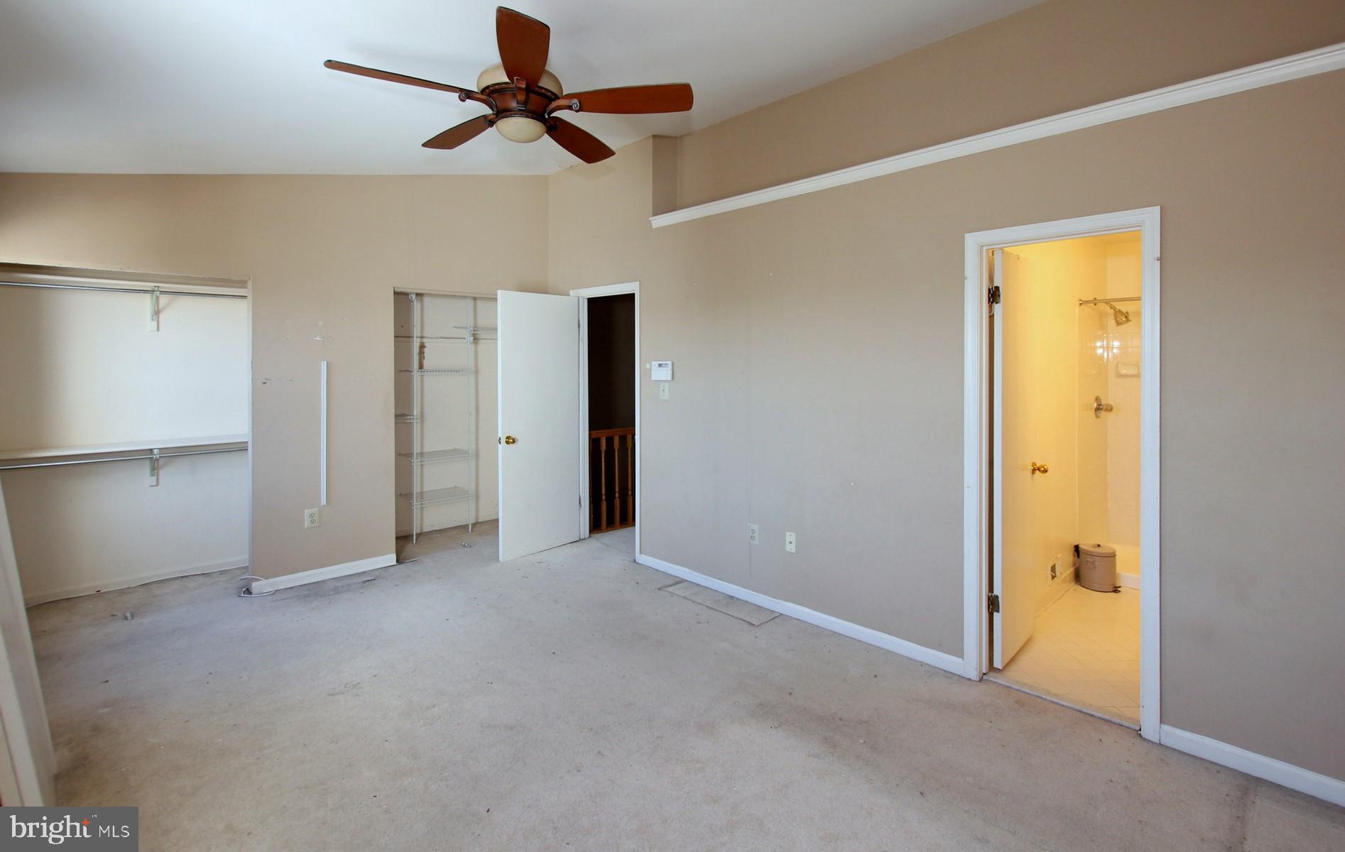 30 Hunters Gate Court Silver Spring, MD 20904 - Photo 16 of 23 Master bedroom