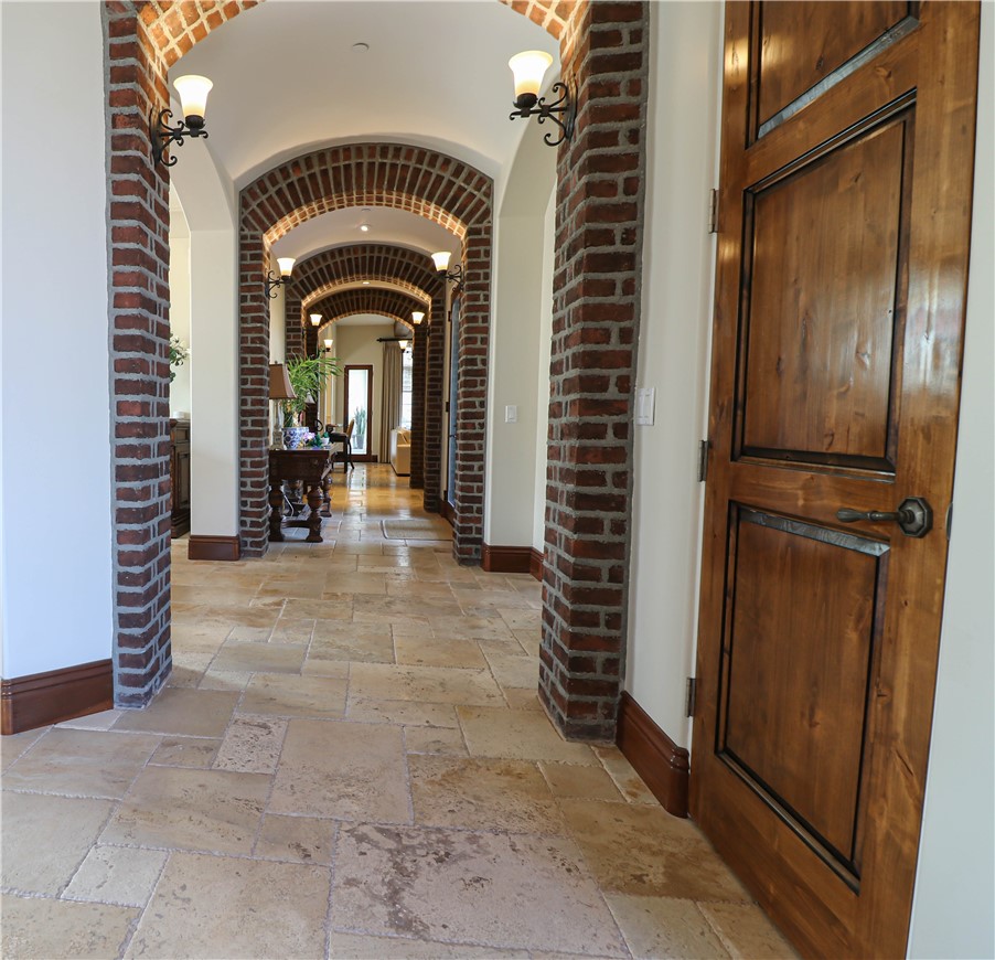 1119 Pine Street Huntington Beach, CA 92648 - Photo 12 of 33