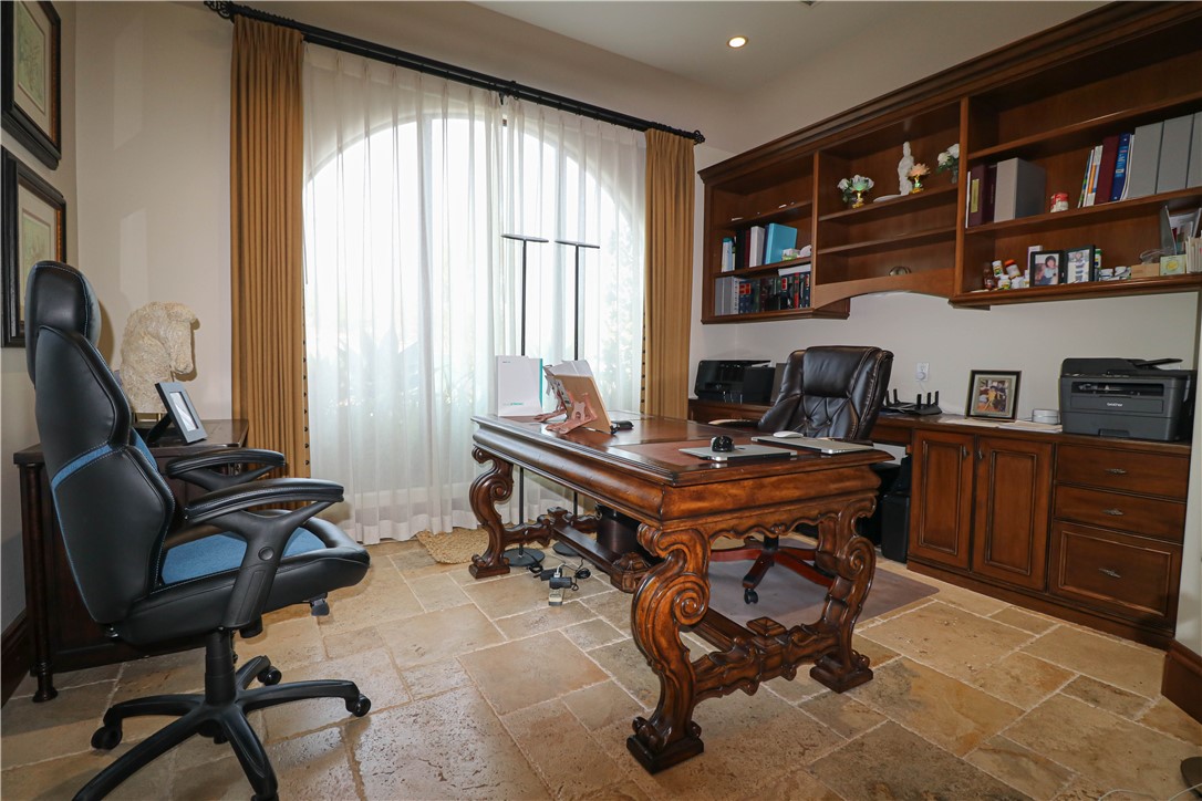 1119 Pine Street Huntington Beach, CA 92648 - Photo 16 of 33 Downstairs Office