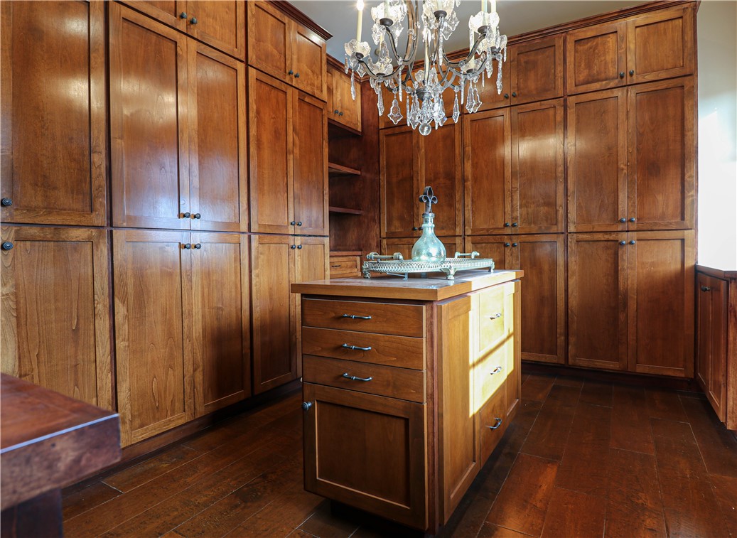 1119 Pine Street Huntington Beach, CA 92648 - Photo 23 of 33 Custom cabinet walk in closet