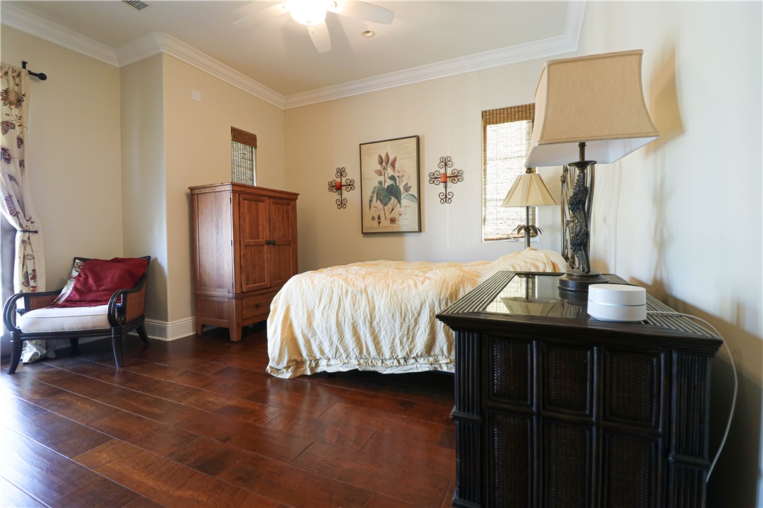 1119 Pine Street Huntington Beach, CA 92648 - Photo 31 of 33 Bedroom