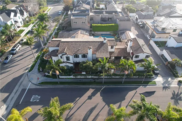 $4,500,000 | 1119 Pine Street, Huntington Beach, CA 92648