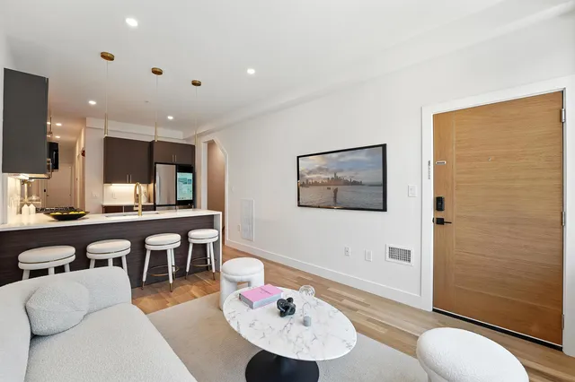 $799,000 | 28 Beacon Avenue, Unit 1A, Jersey City, NJ 07306