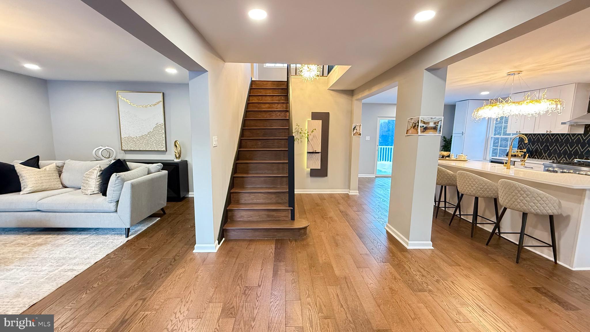 7 Ridge Road Malvern, PA 19355 - Photo 2 of 58 Foyer