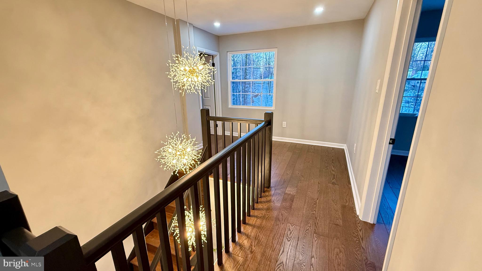 7 Ridge Road Malvern, PA 19355 - Photo 49 of 58 2nd Floor Hallway