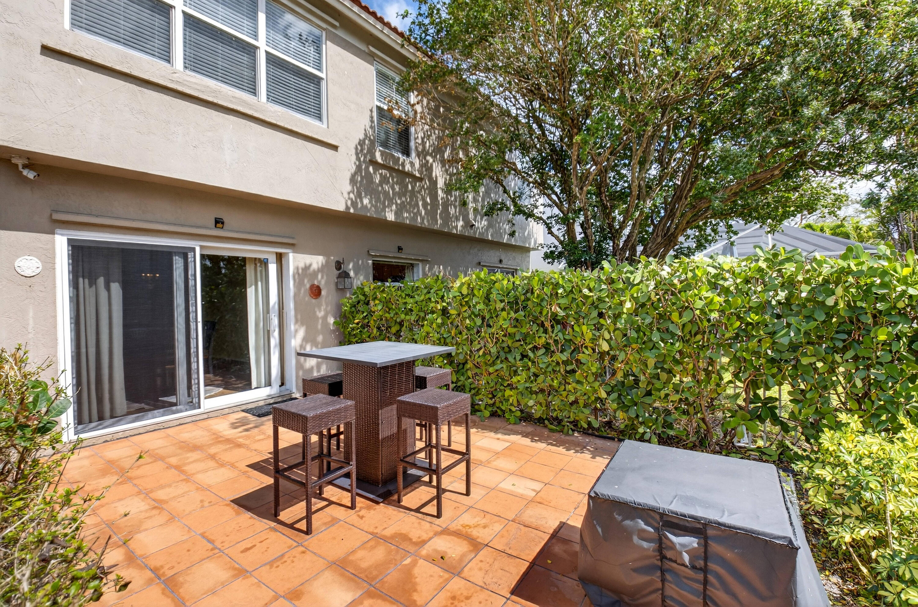 9712 Vía Emilie Boca Raton, FL 33428 - Photo 31 of 49 Back Patio