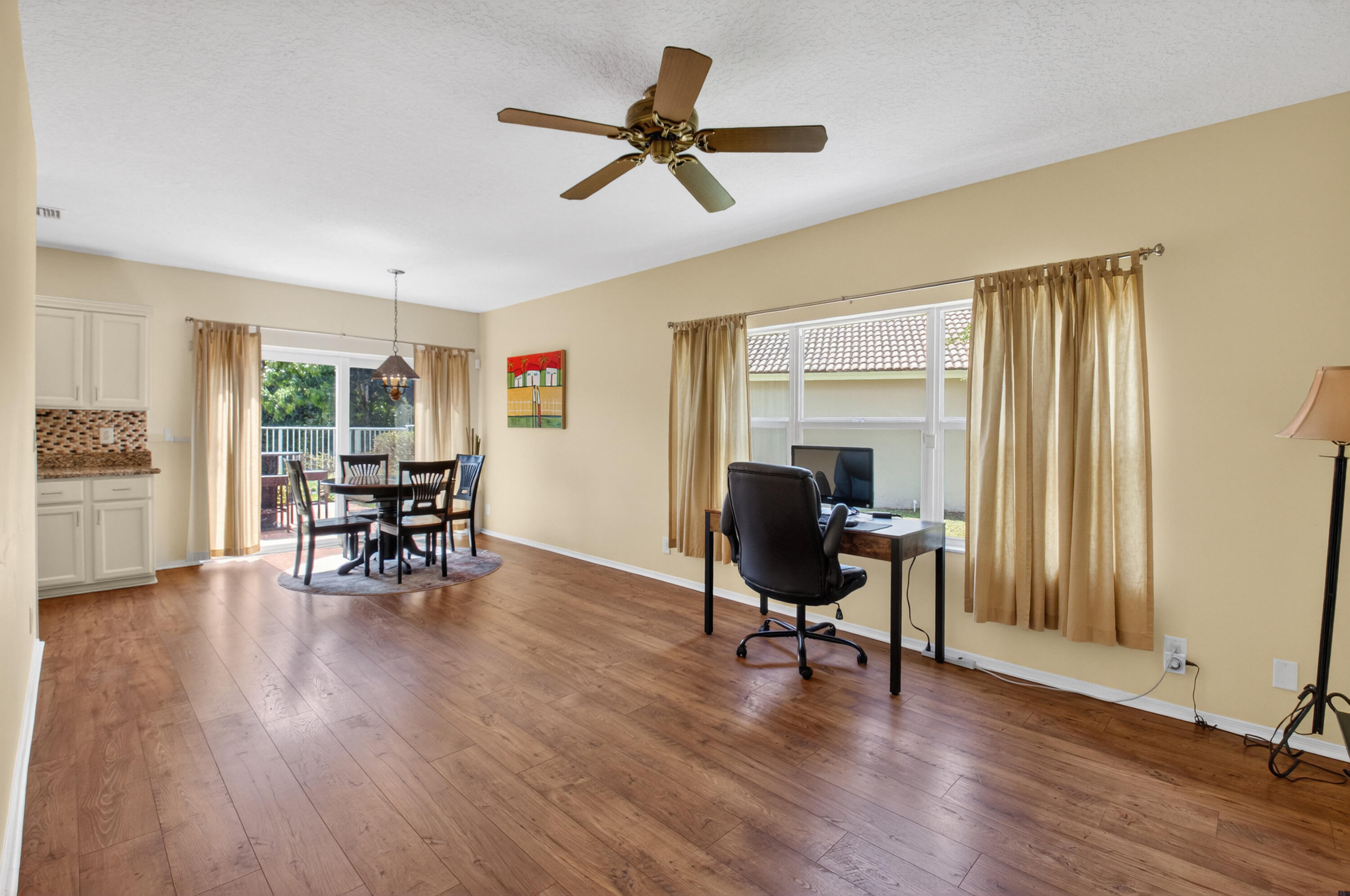 9712 Vía Emilie Boca Raton, FL 33428 - Photo 7 of 49 The Living Room