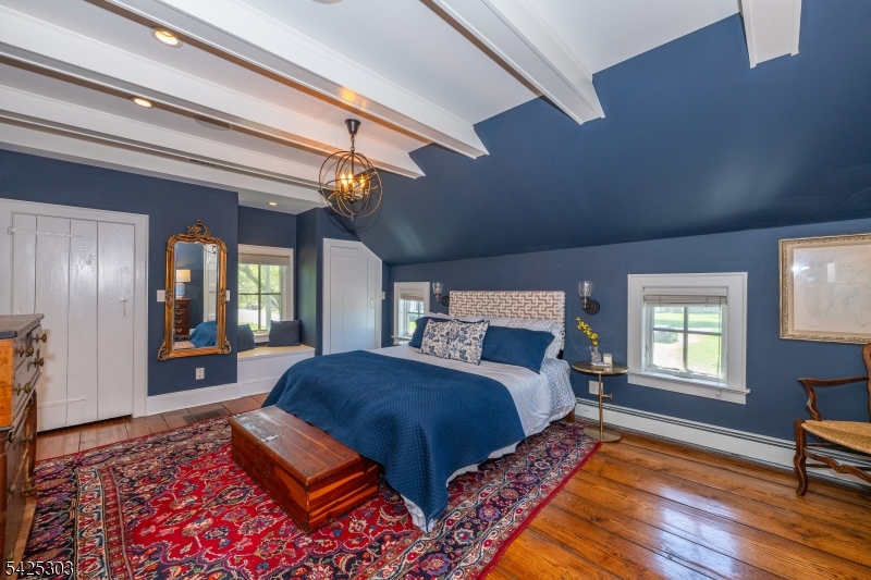 27 Village Road New Vernon, NJ 07976 - Photo 11 of 29