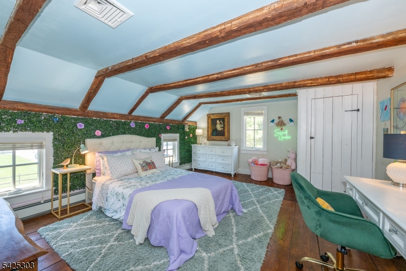 27 Village Road New Vernon, NJ 07976 - Photo 15 of 29