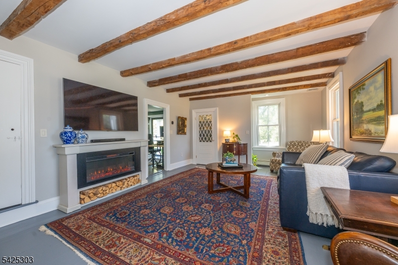27 Village Road New Vernon, NJ 07976 - Photo 2 of 29