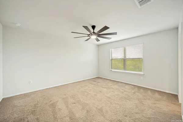 $2,500 | 11038 Airmen Drive, Converse, TX 78109