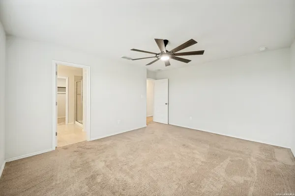 $2,500 | 11038 Airmen Drive, Converse, TX 78109