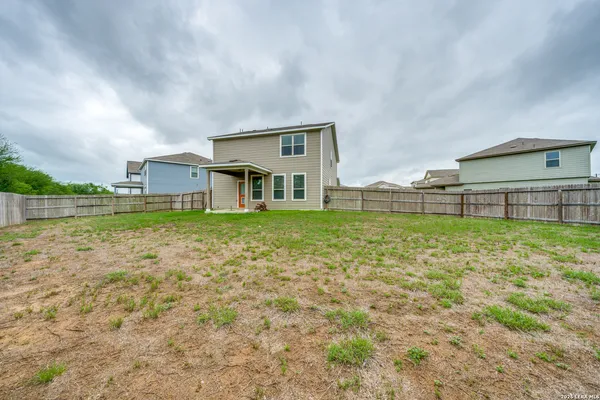 $2,500 | 11038 Airmen Drive, Converse, TX 78109