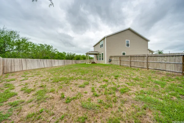 $2,500 | 11038 Airmen Drive, Converse, TX 78109