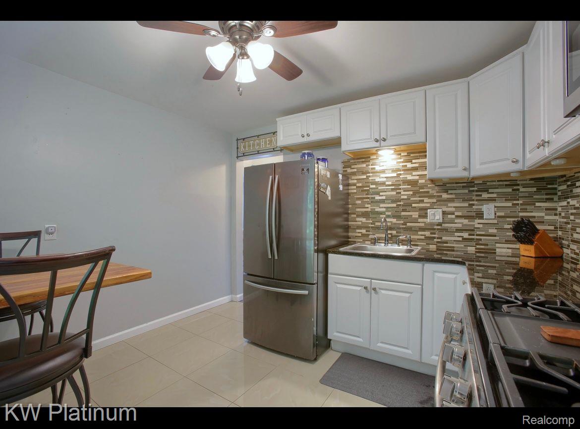 20449 12 Mile Road Roseville, MI 48066 - Photo 4 of 15 Gallery Image 4