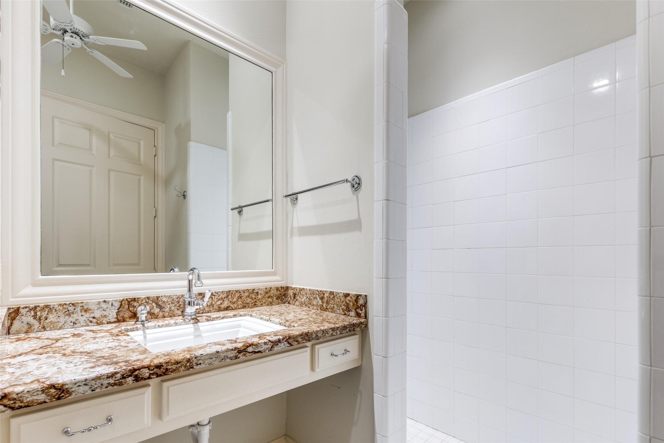 927 Nicholson Street Houston, TX 77008 - Photo 13 of 32