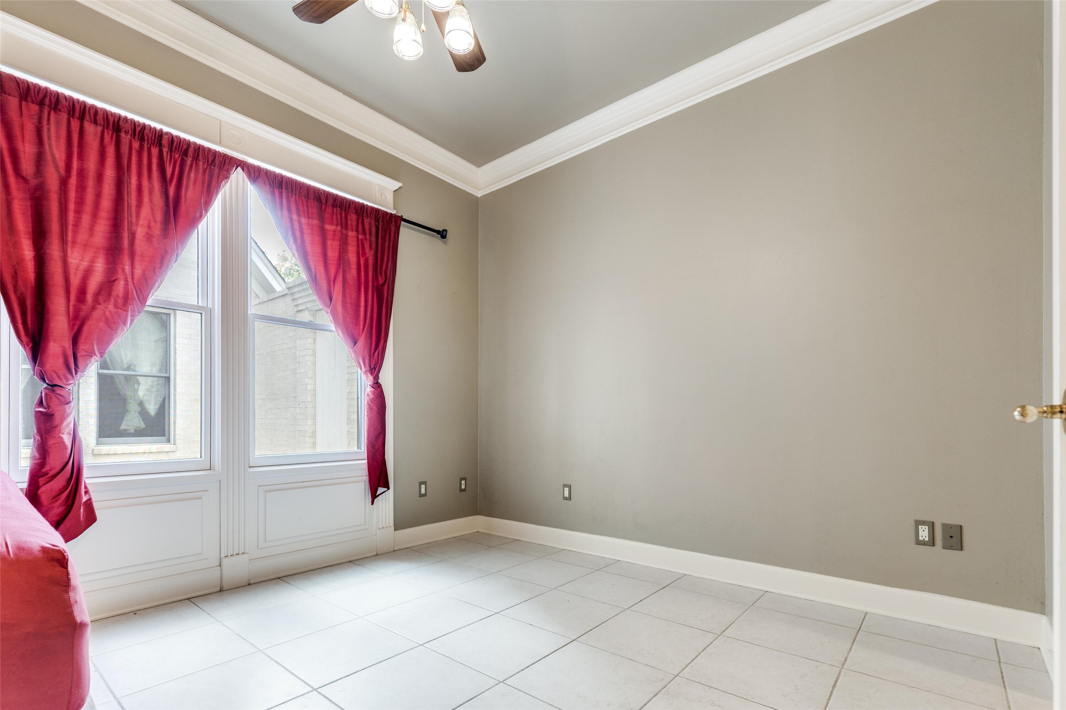 927 Nicholson Street Houston, TX 77008 - Photo 14 of 32