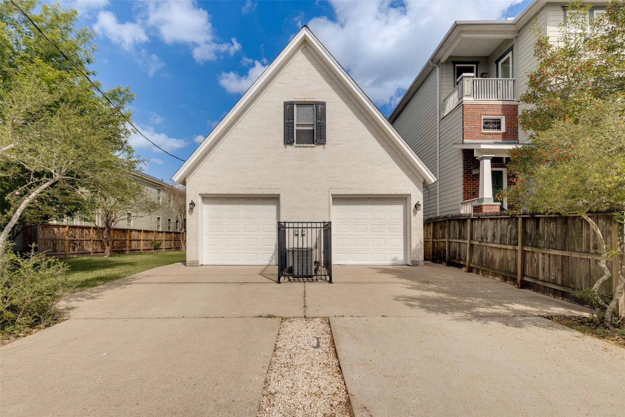 927 Nicholson Street Houston, TX 77008 - Photo 27 of 32