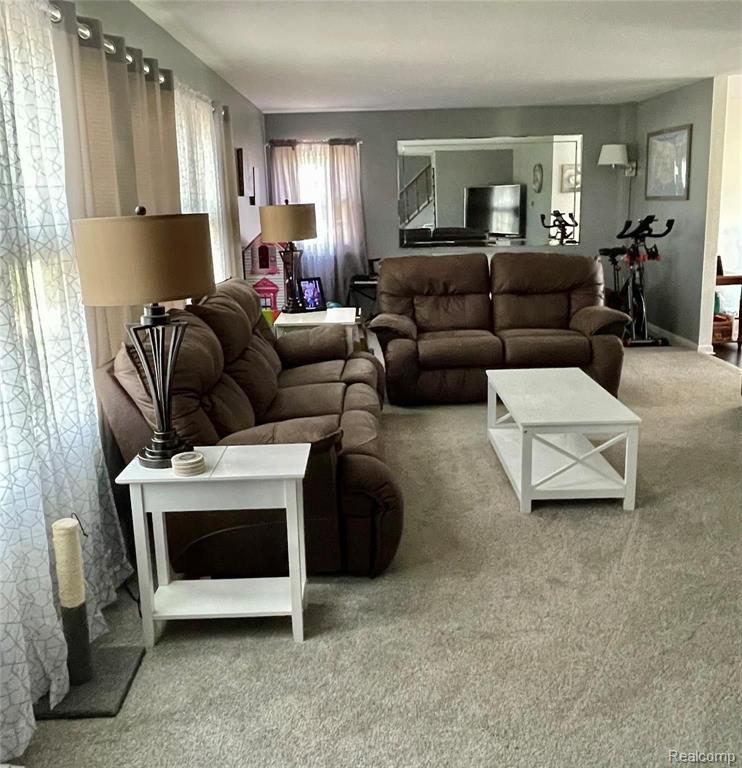 12154 Jennings Road Linden, MI 48451 - Photo 7 of 23