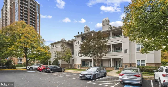 a car parked in front of a building
