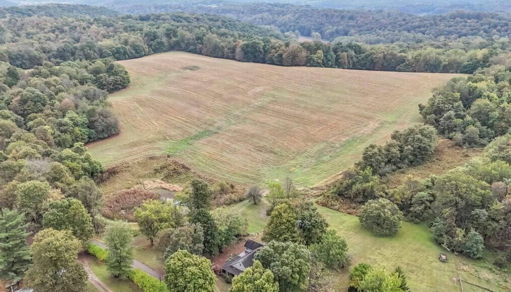 2190 Mt Herman Road Granville, OH 43023 - Photo 3 of 20 thumbnail_IMG_6235