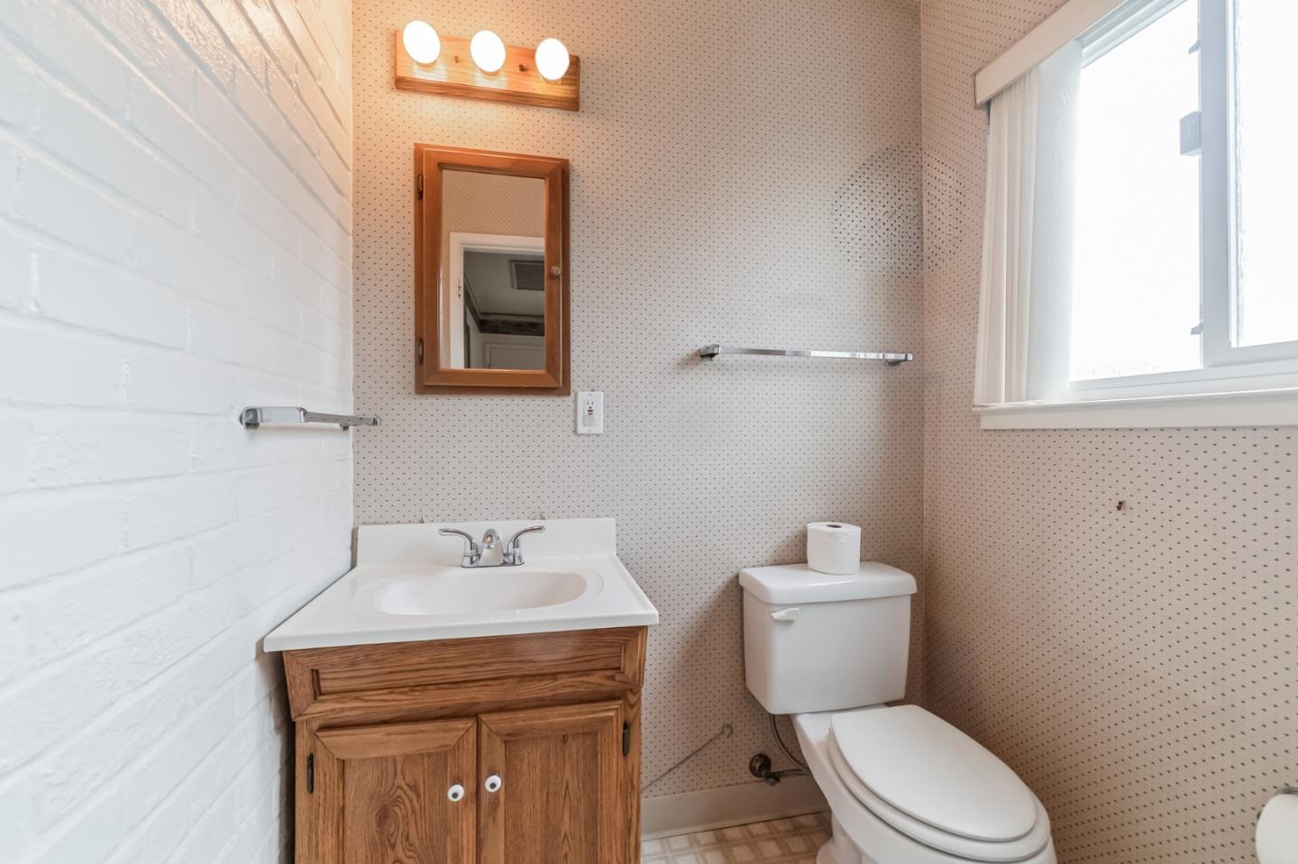 2112 Fairfield Road Pleasanton, CA 94566 - Photo 14 of 41 Gallery Image 14