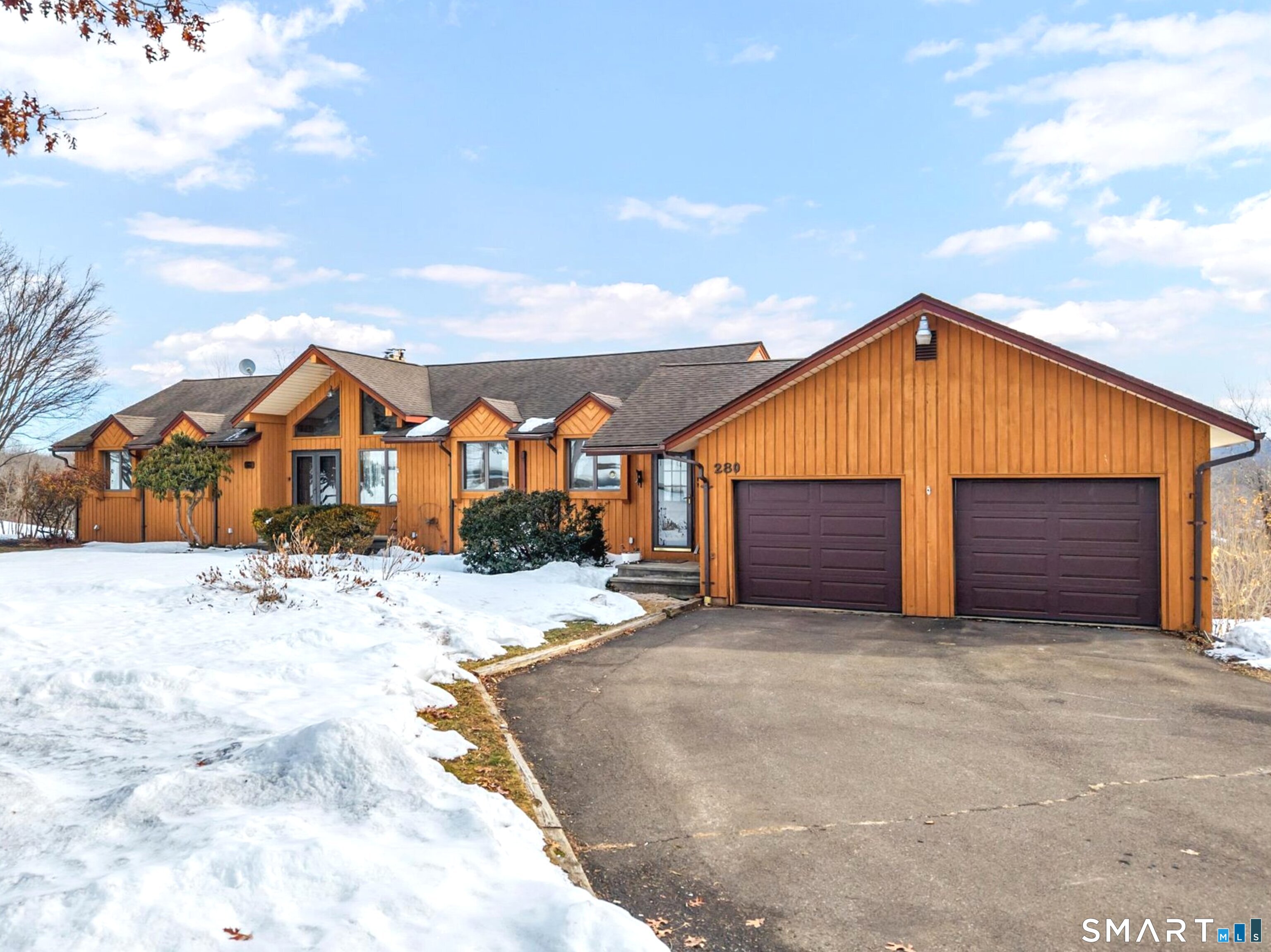 280 Tuttle Road Durham, CT 06422 - Photo 2 of 36