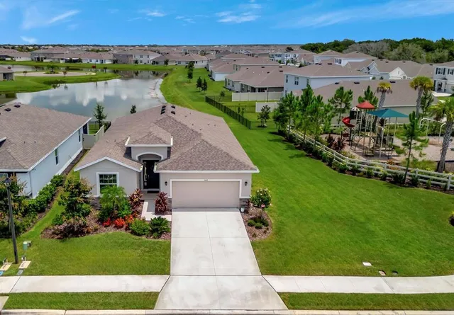 $498,000 | 5210 Grove Mill Loop, Lakewood Ranch, FL 34211