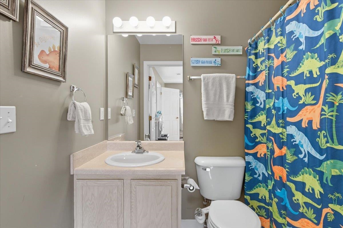 56 Chelsea Place Williston, VT 05495 - Photo 20 of 46