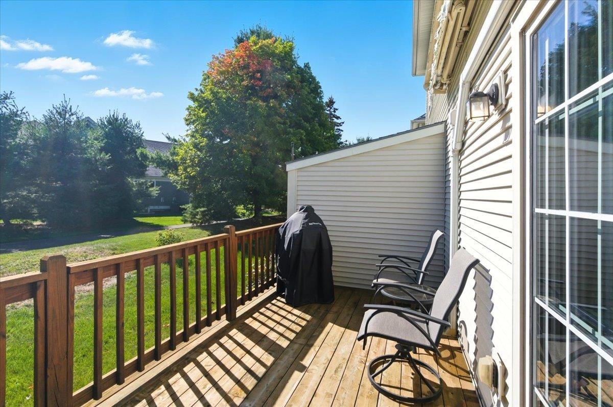 56 Chelsea Place Williston, VT 05495 - Photo 31 of 46