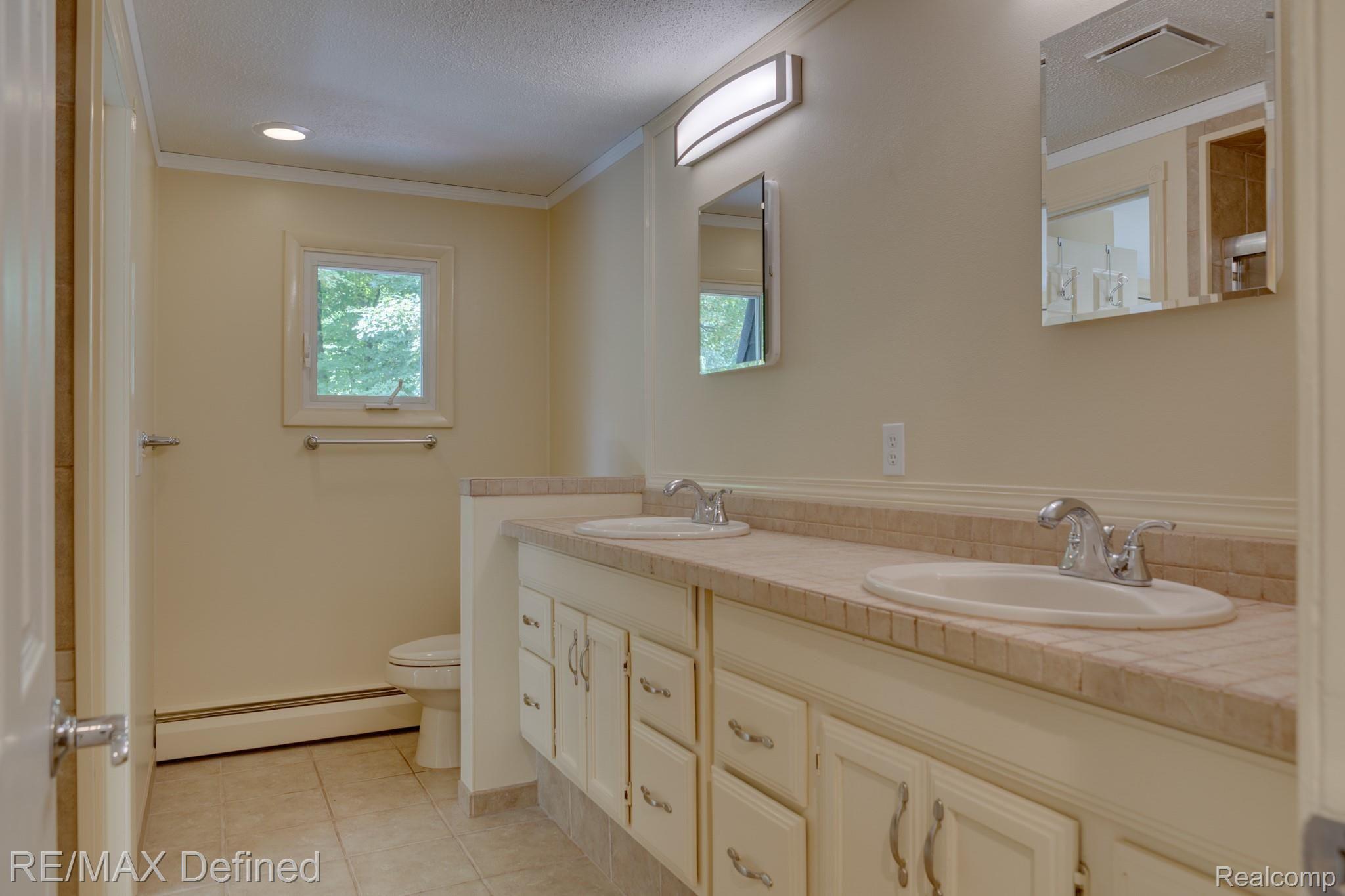 66050 Campground Road Washington, MI 48095 - Photo 19 of 31 Master bath